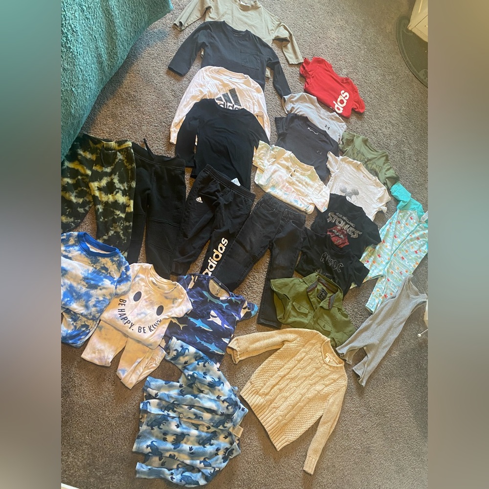 Toddler boy 3T-4T Clothing Bundle -24PC